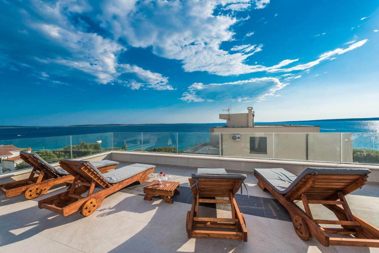 Luxury Penthouse Apartment Mandre Exterior photo